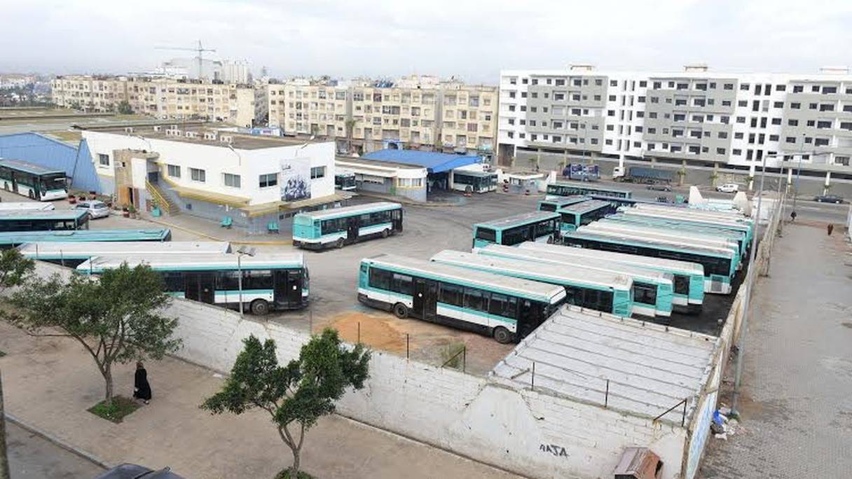 A Casablanca, les bus de Mdina Bus ont disparu de la circulation en ce jour de grève.
