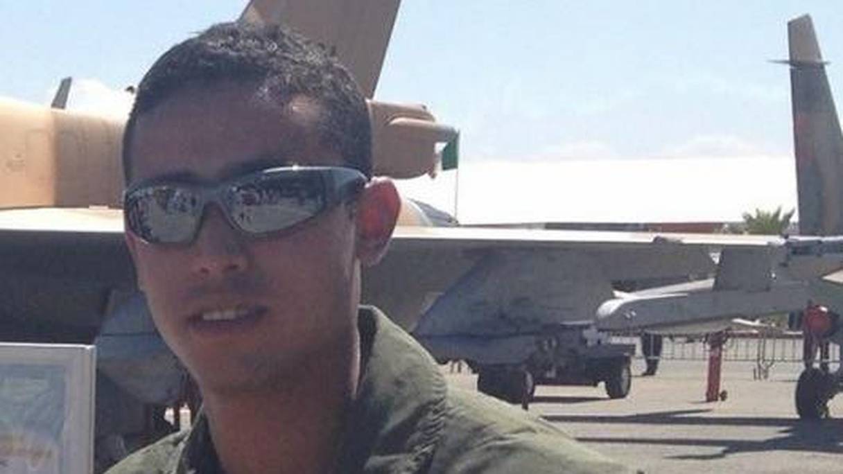 Le 15 mai, les FAR annoncent le décès du pilote marocain Yassine Bahti suite à un crash de son avion F-16 au Yémen. Le défunt participait avec l’escadrille marocaine aux opérations militaires de la coalition arabe menées contre les rebelles houthistes.

