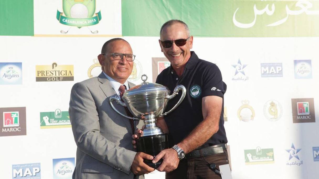 La Coupe du Trône, objet de toutes les convoitises pour les golfeurs marocains cette semaine au club de Tony Jacklin de Bouskoura.
