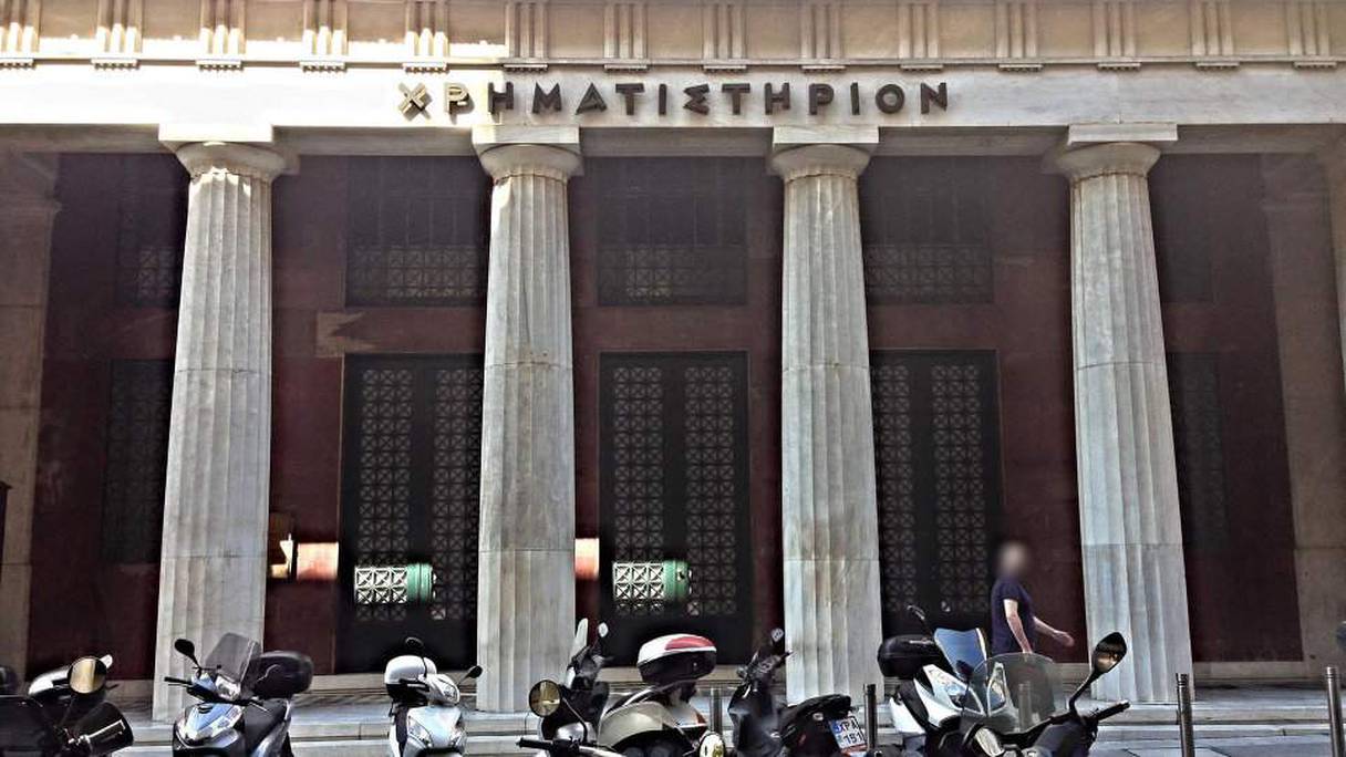 La bourse d'Athènes a ouvert aujourd'hui après cinq semaines de fermeture.
