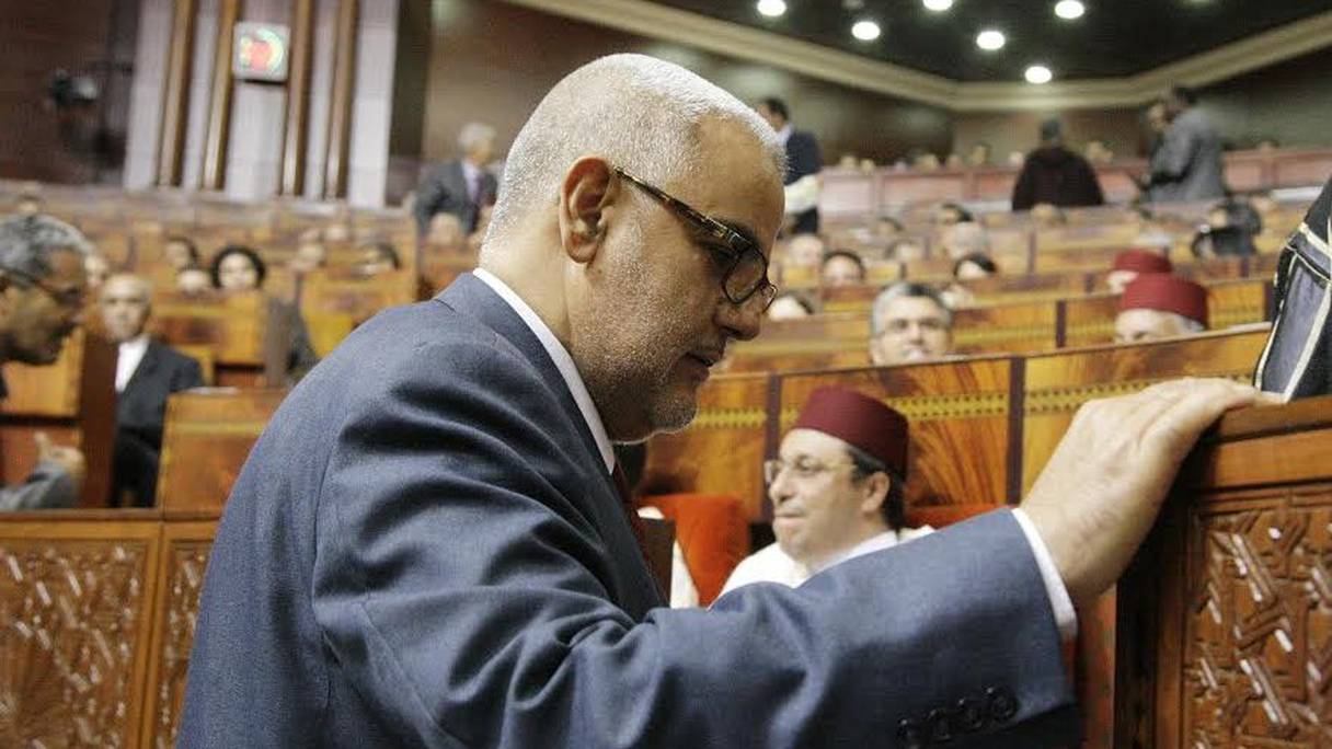 Abdelilah Benkirane, chef du gouvernement, lors de son arrivée au Parlement pour présenter son bilan de mi-mandat.
